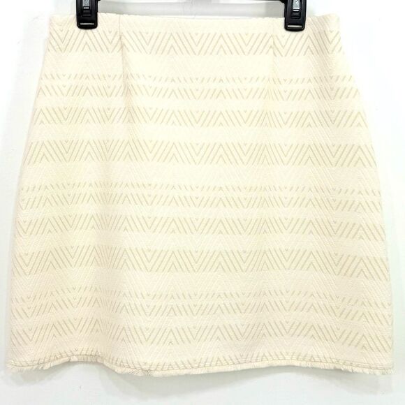 LOFT Cream Zigzag Textured Jacquard Frayed Hem Mini Pencil Skirt - Picture 7 of 10